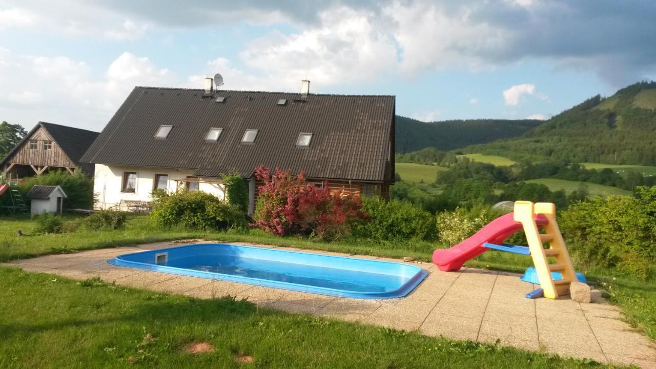Apartman V Chaloupce Na Vrsku Bernartice  Exterior photo