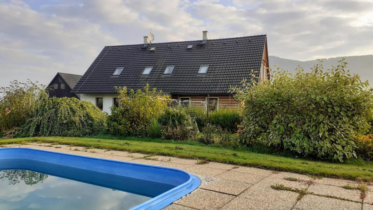 Apartman V Chaloupce Na Vrsku Bernartice  Exterior photo